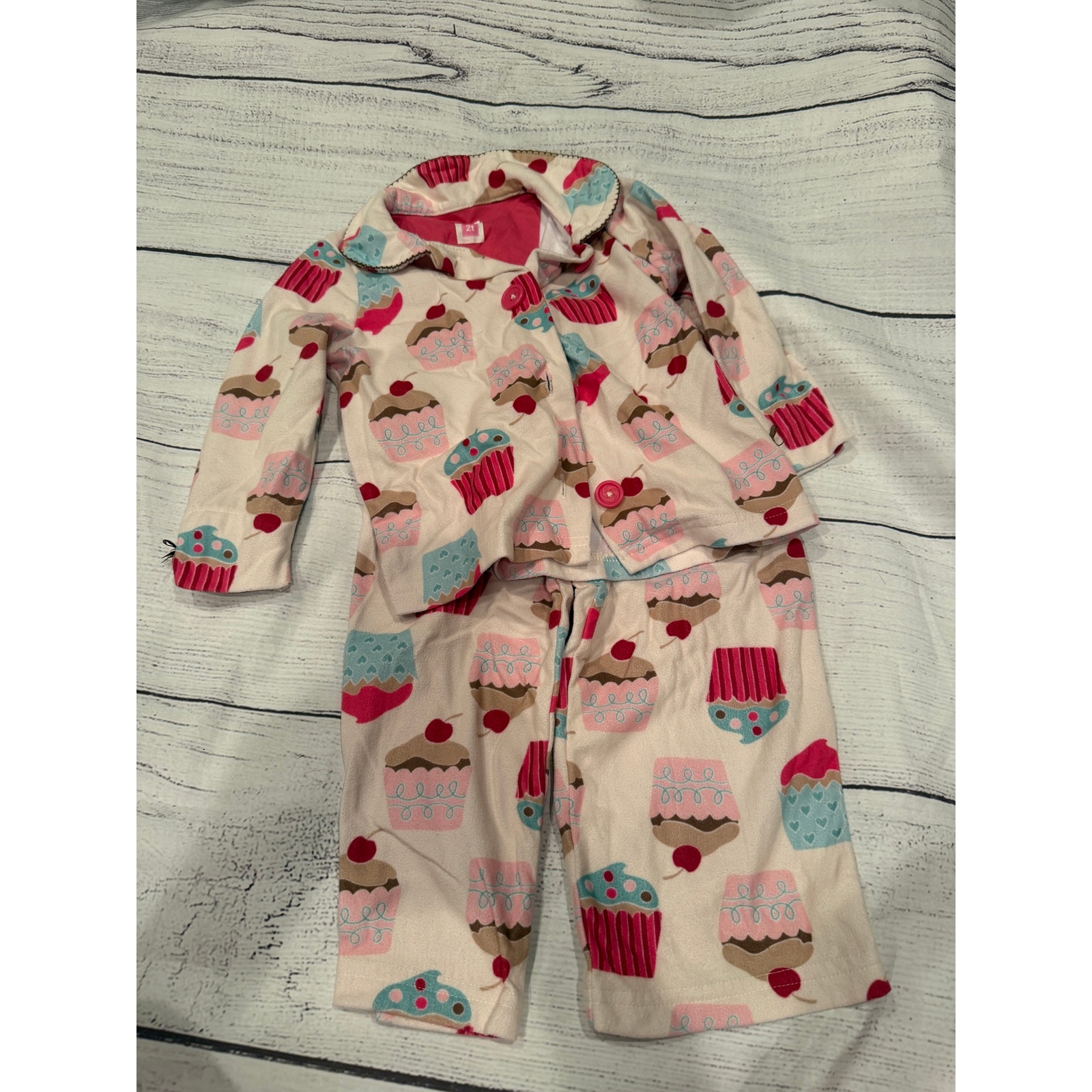 Carters Fleece “Cupcake” Pajamas 2t
